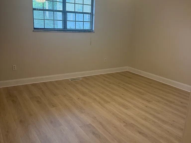 203 Loma Rd #6 — Photo 4