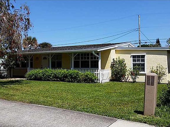 2nd image of 1450 6th Ave