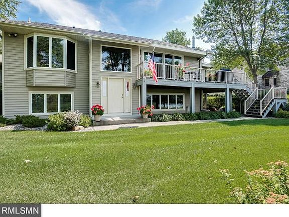 5th image of 12860 Paradise Ave N