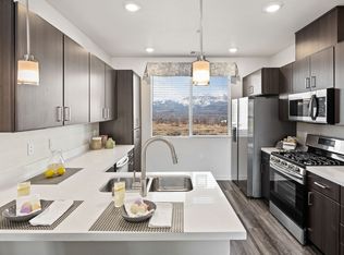 Esprit, Reno, NV 89521