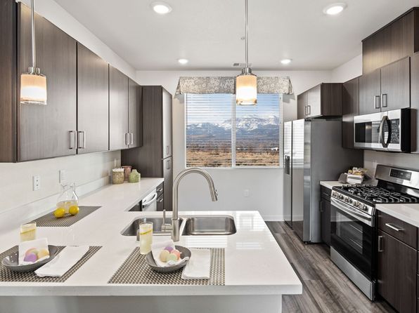 11800 Veterans Pkwy #907