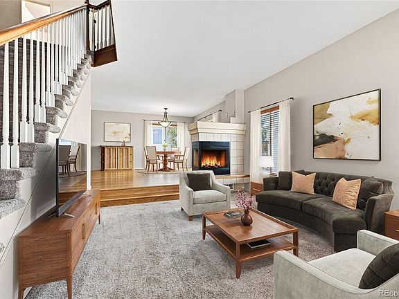 2nd image of 1371 Laurenwood Way
