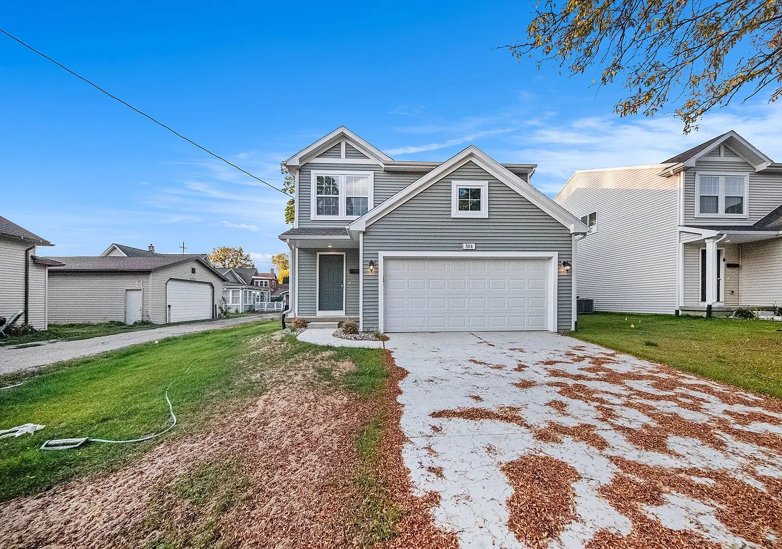 JW1011 — Photo 1