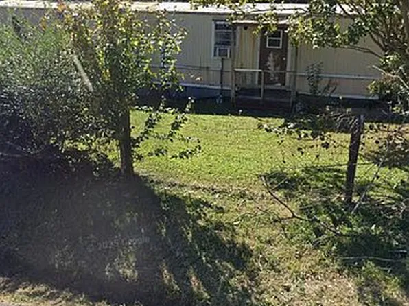 218 Celina St, Livingston, TN 38570