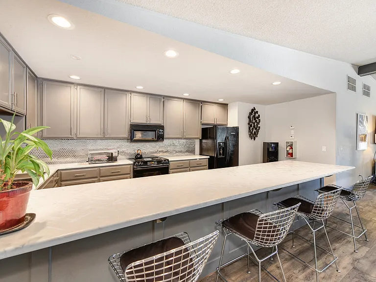 Clubhouse Kitchen