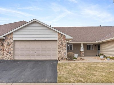68 Crown Pointe Curv, Hudson, WI, 54016
