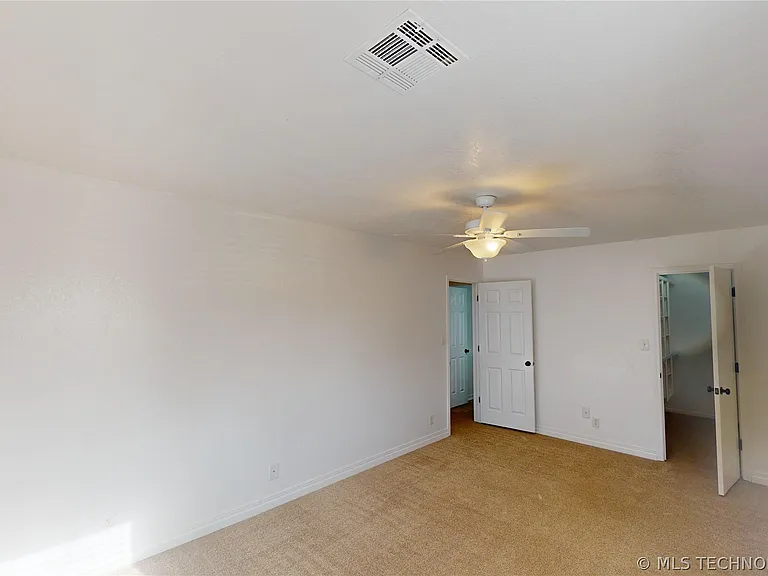 3316 Eagle Ct — Photo 18
