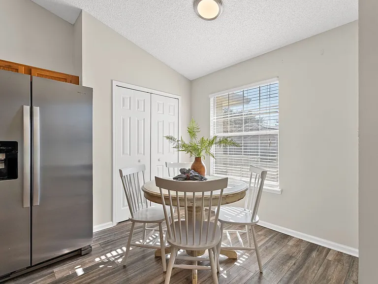 13241 Mendenhall Pl — Photo 25