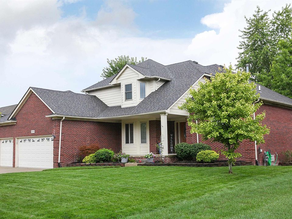 1st image of 47655 Clairmont Ln