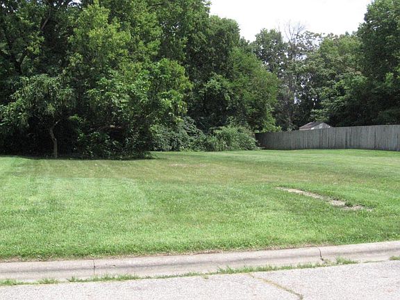 2nd image of 550 Stambaugh Ave