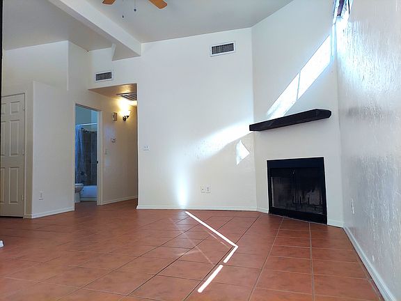 5th image of 2727 N Flanwill Blvd