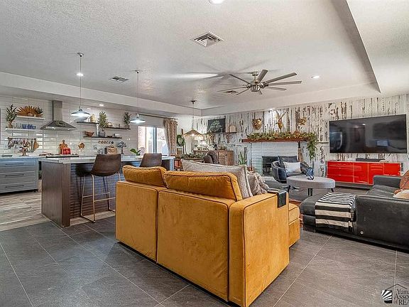 4th image of 7848 S Cottonwood Ln