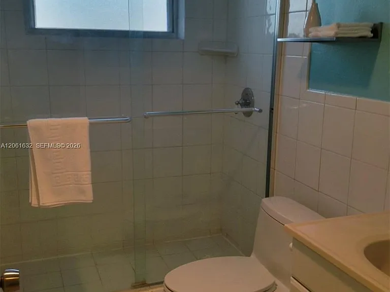631 Jefferson Ave #502 — Photo 10