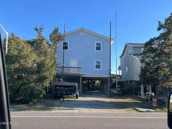 1097 Ocean Boulevard W, Holden Beach, NC 28462
