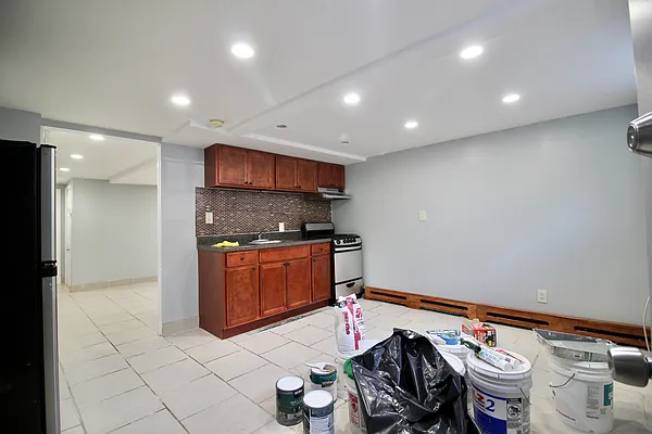 Rented by Hagstrom Management Inc | media 17