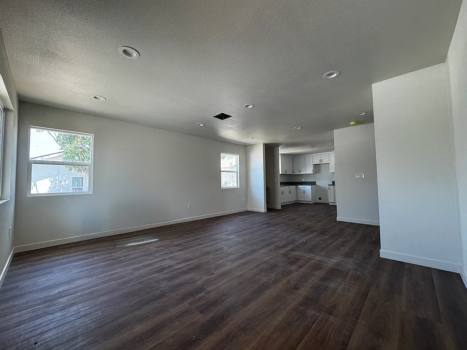 13614 Pierce St #2