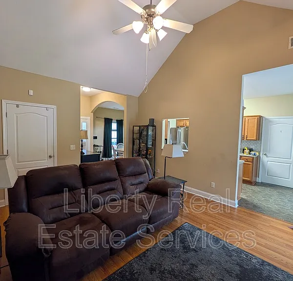 1228 Peacock Trl — Photo 6
