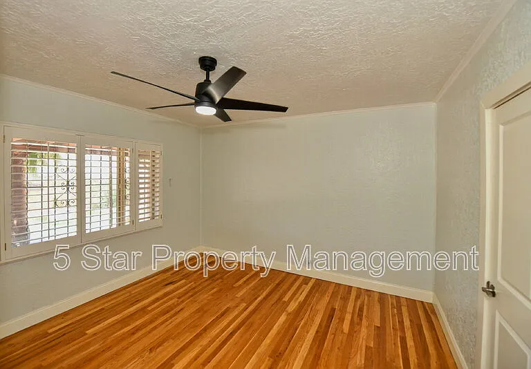 3030 Aurora Ave — Photo 42