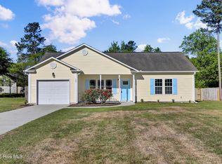 120 Boysenberry Fields Rd, Maple Hill, NC 28454