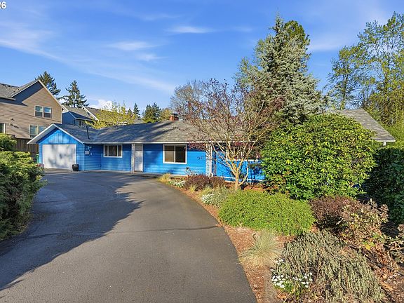 3rd image of 8620 SW 80th Ave