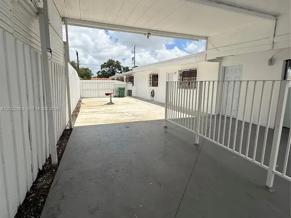 1046 NW 33rd Ave, Miami, FL 33125
