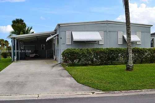 1620 SW 64th Way #H Photo 1