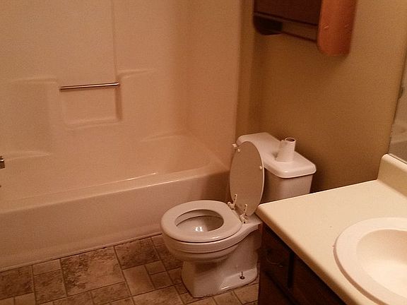 3rd image of 2134 Wells Dr SE