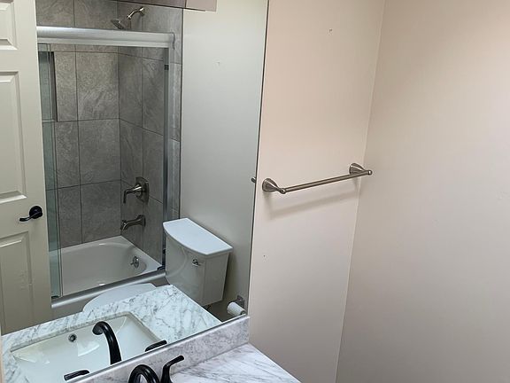 2nd image of 700 39th Ave APT 402