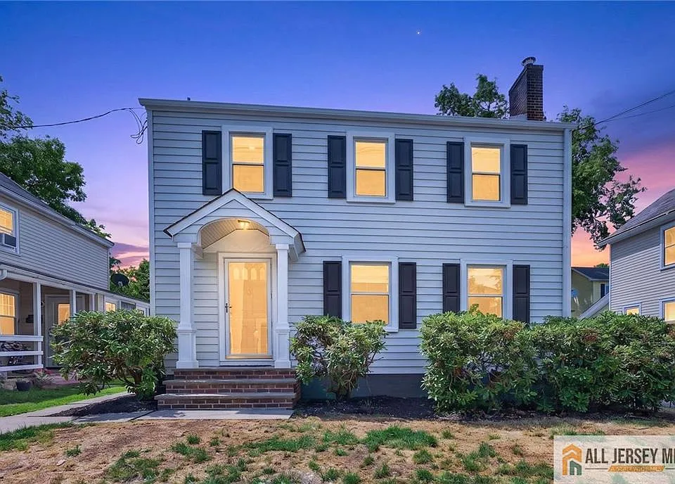 12 Capner St