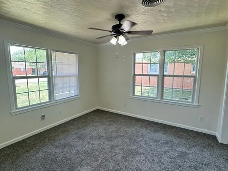 2601 Hollis Dr — Photo 10