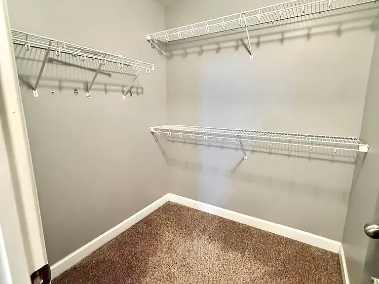 1656 Oakbrook Lake Dr — Photo 5