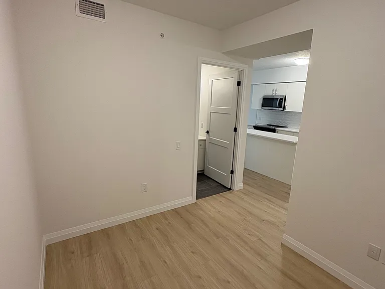 93 Arthur St N #809 — Photo 8