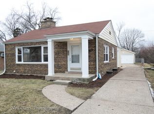 2518 Spruce Rd, Homewood, IL 60430