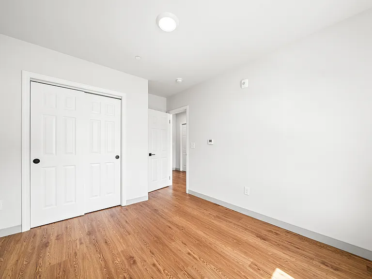 158 Main St — Photo 13