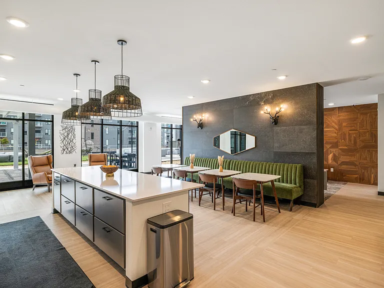 EagleRidge Plaza Residences — Photo 34