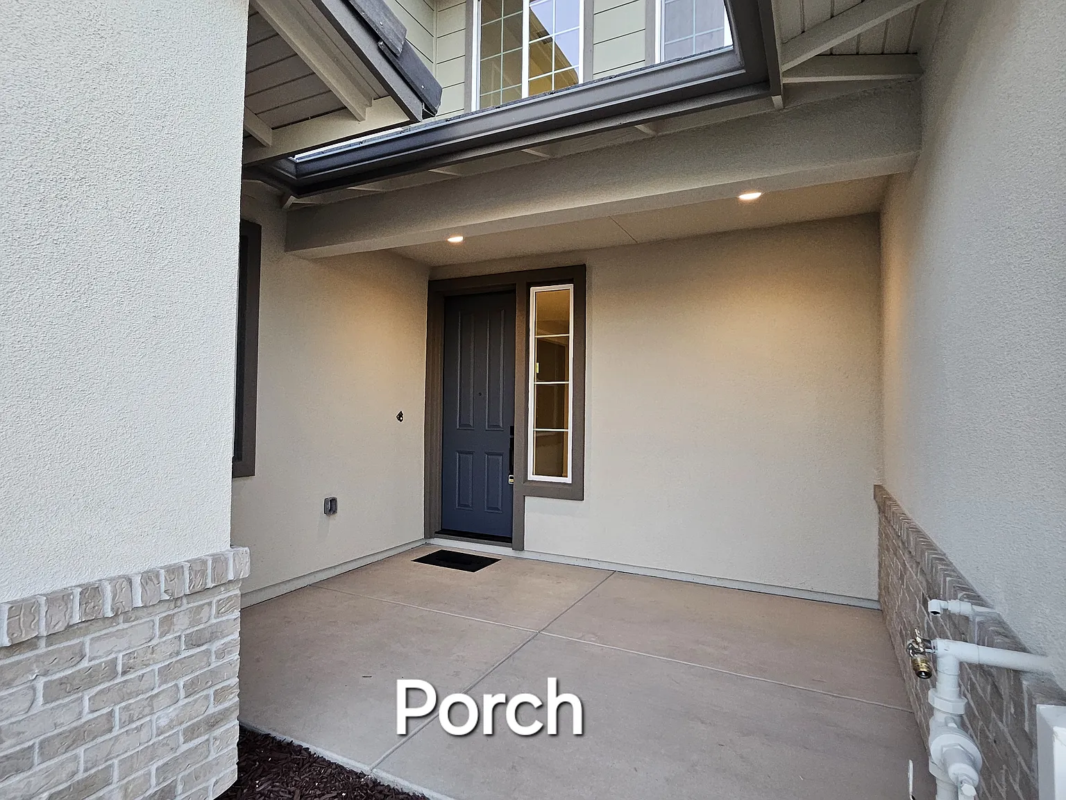 4 bed, 3000 sqft, $3,650 — Photo 2