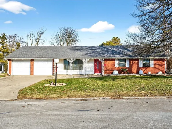 2185 Bending Willow Dr, Dayton, OH 45440