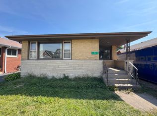 1947 Schrage Ave, Whiting, IN 46394