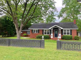 436 N Main St, Saluda, SC 29138