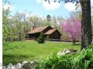 827 Fall Run Ln, Winchester, VA 22602