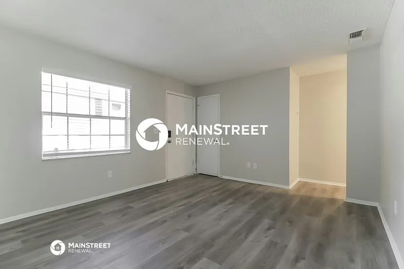 7427 Riverside Pl — Photo 4