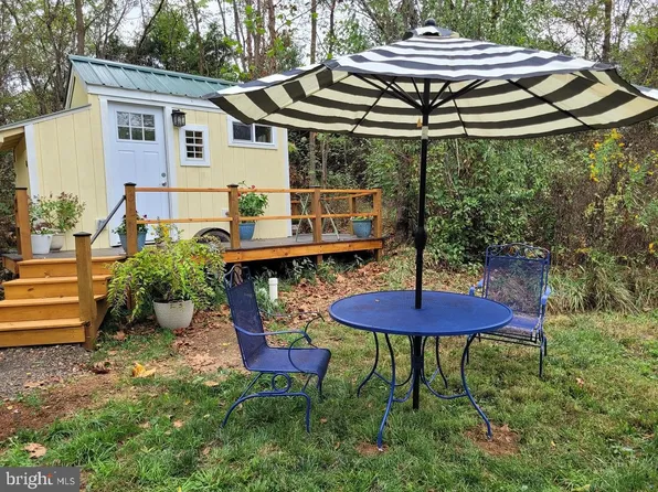 338 Ganotown East Rd, Hedgesville, WV 25427