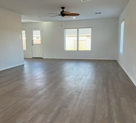 4th image of 18919 Sorento Bay Ln