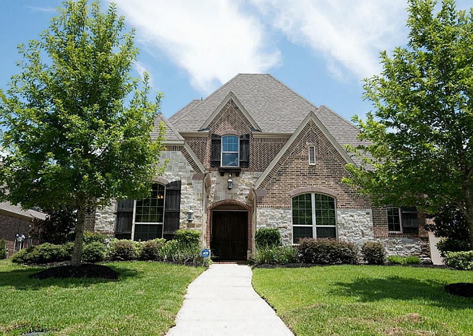 1st image of 6111 Majestic Pines Dr
