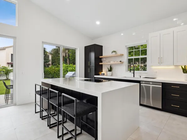 4856 Modern Drive, Delray Beach, FL 33445