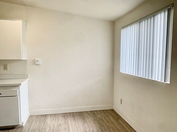 3rd image of 195 Ballantyne St APT 1