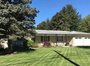 53833 Ridge Rd, New Baltimore, MI 48047