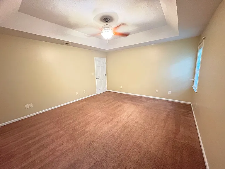 338 Farina Dr — Photo 17