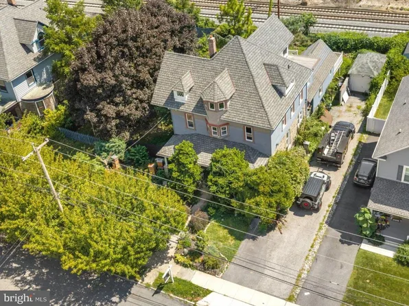 100 W Ridley Ave, Ridley Park, PA 19078