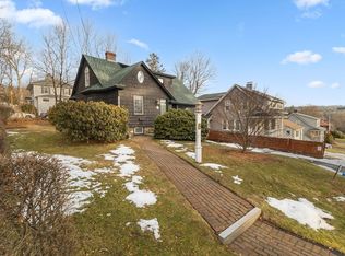 18 Windemere Rd, Worcester, MA 01602